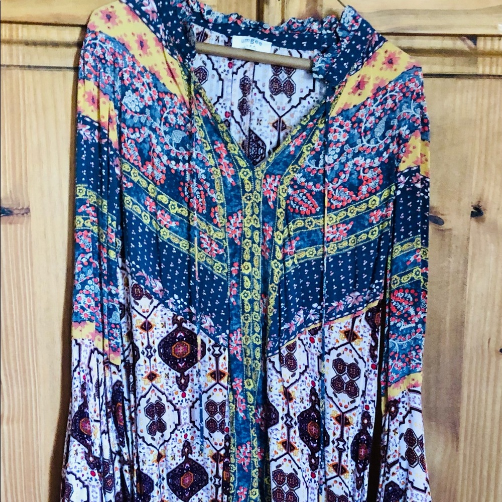 Umgee Printed Bell Sleeve Top